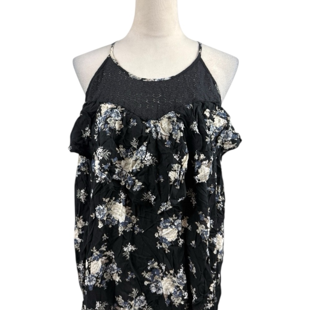 Torrid black tank top with blue and white floral print size 2-2X/18-20